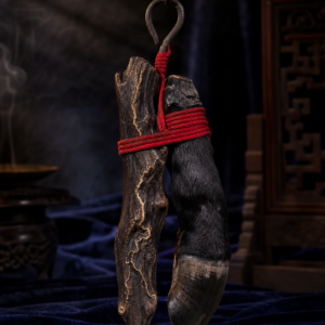 Jujube Wood & Horn Collector Piece